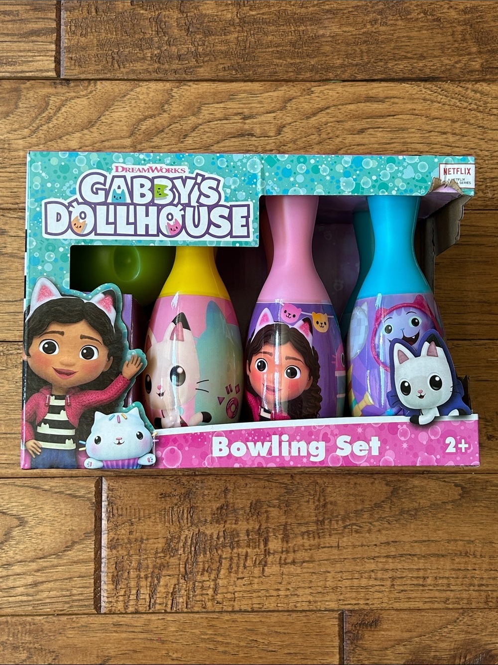 Gabby's Dollhouse Bowling Set 6 Pins and 1 Ball Indoor Outdoor Fun New NIB